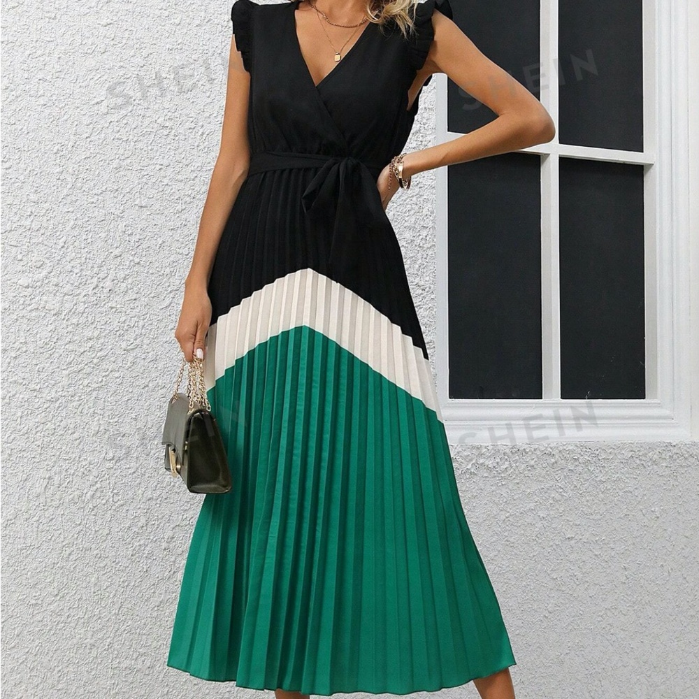 SHIEN Clasi Color Block Pleated Wrap Front Flying Sleeve Dress